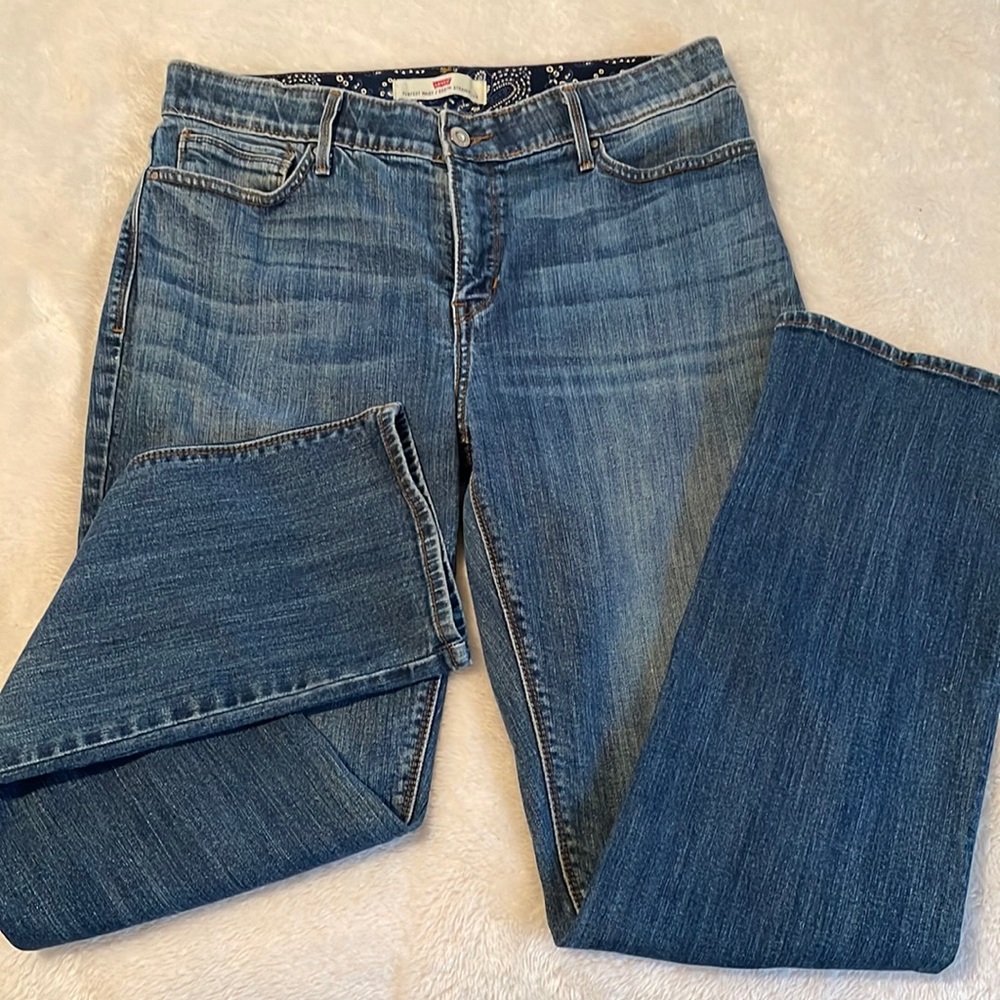 Levi’s size 12 short